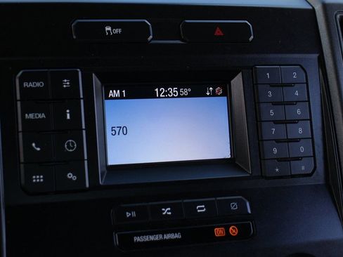 Used 2022 Ford F250 XL w/ Power Equipment Group RWD image 29