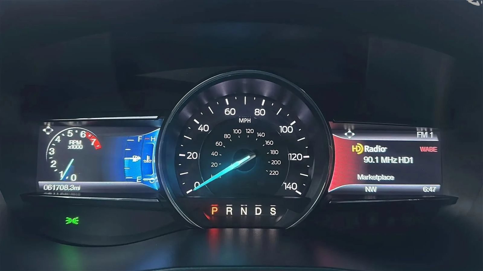 Used 2016 Ford Explorer Limited FWD image 2