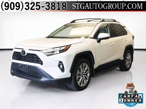 Used 2022 Toyota RAV4 XLE Premium FWD image 1
