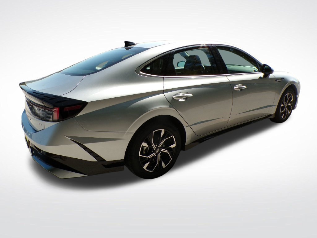 Certified 2024 Hyundai Sonata SEL AWD/4WD image 7