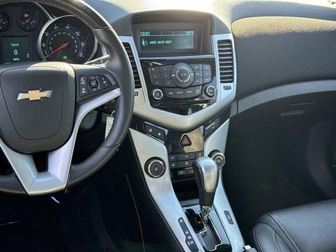 Used 2011 Chevrolet Cruze LT image 20