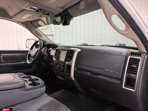 Used 2017 RAM 3500 Big Horn AWD/4WD image 14