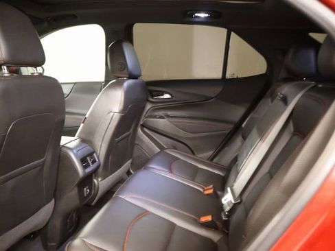 Used 2022 Chevrolet Equinox RS w/ RS Leather Package image 31