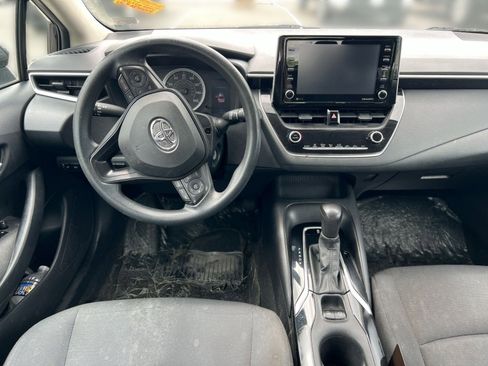 Used 2021 Toyota Corolla LE FWD image 21