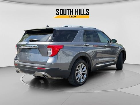 Used 2022 Ford Explorer Limited AWD/4WD image 5