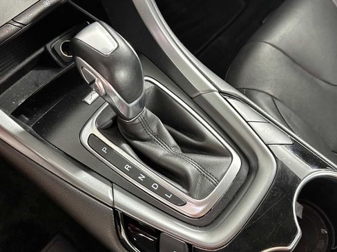 Used 2016 Ford Fusion Titanium FWD image 22