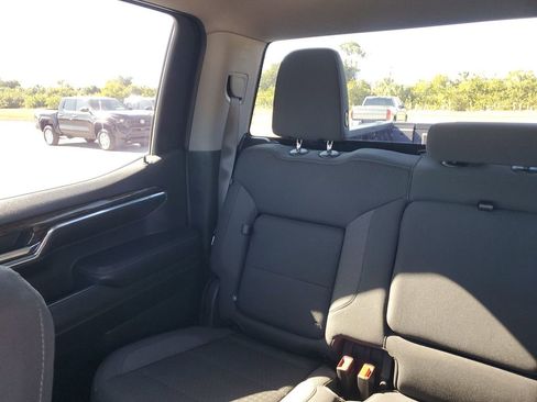 Used 2023 GMC Sierra 1500 Elevation image 12