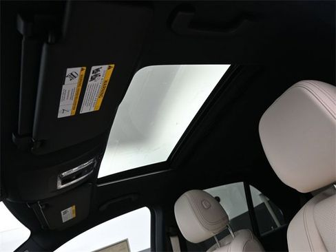 New 2025 Mercedes-Benz GLE 450e 4MATIC image 10