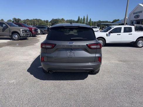 Used 2024 Ford Escape ST-Line w/ Tech Pack #1 FWD image 6