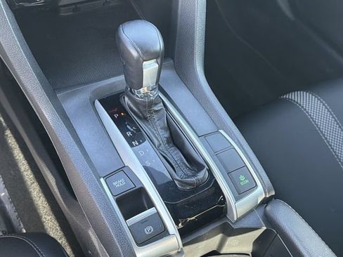Used 2019 Honda Civic Sport image 32