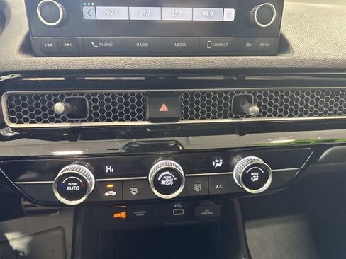 Used 2022 Honda Civic Sport image 13