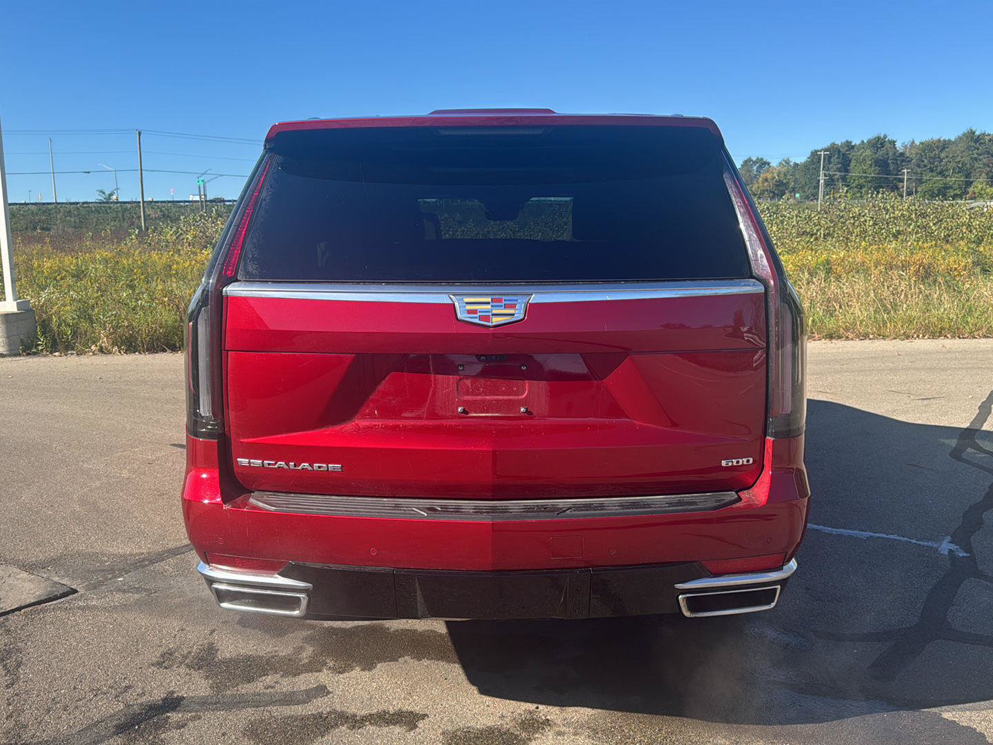 Used 2024 Cadillac Escalade Premium Luxury w/ LPO, Floor Liner Package AWD/4WD image 4