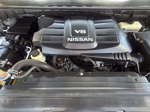 Used 2018 Nissan Titan SV w/ SV Utility Package AWD/4WD image 22