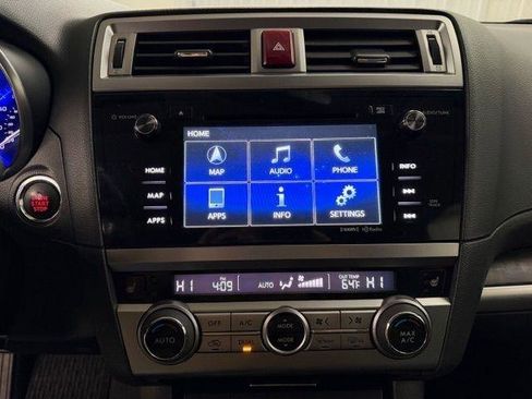 Used 2017 Subaru Outback 2.5i Limited AWD/4WD image 16