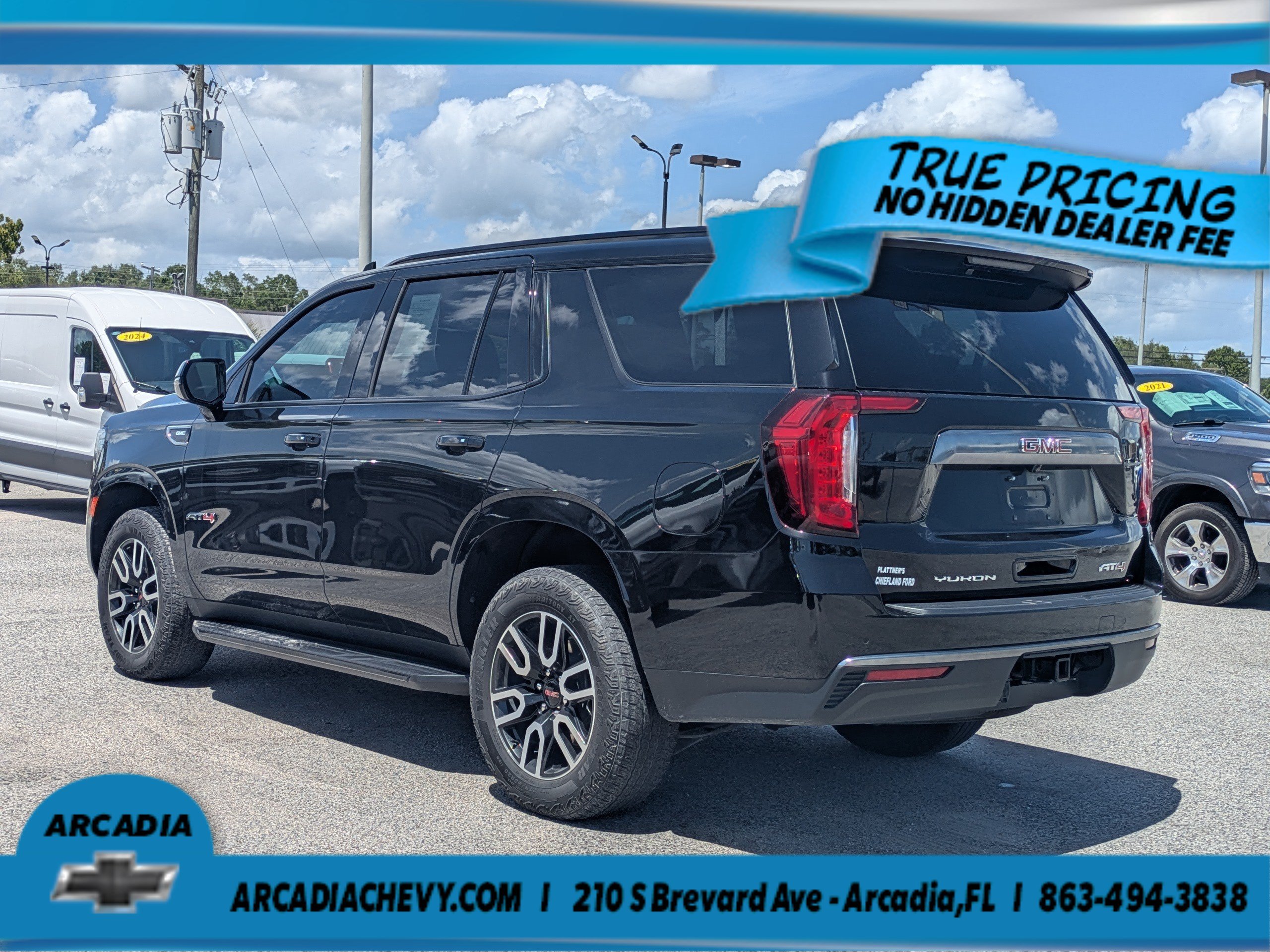 Used 2023 GMC Yukon AT4 w/ LPO, Floor Liner Package AWD/4WD image 6