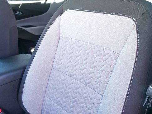 Used 2022 Chevrolet Equinox LT w/ LPO, Floor Liner Package FWD image 21