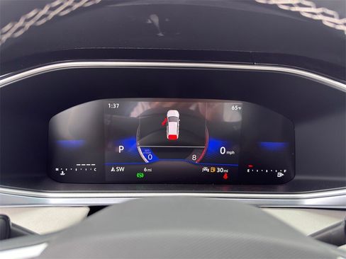 New 2026 Volkswagen Taos SE image 19