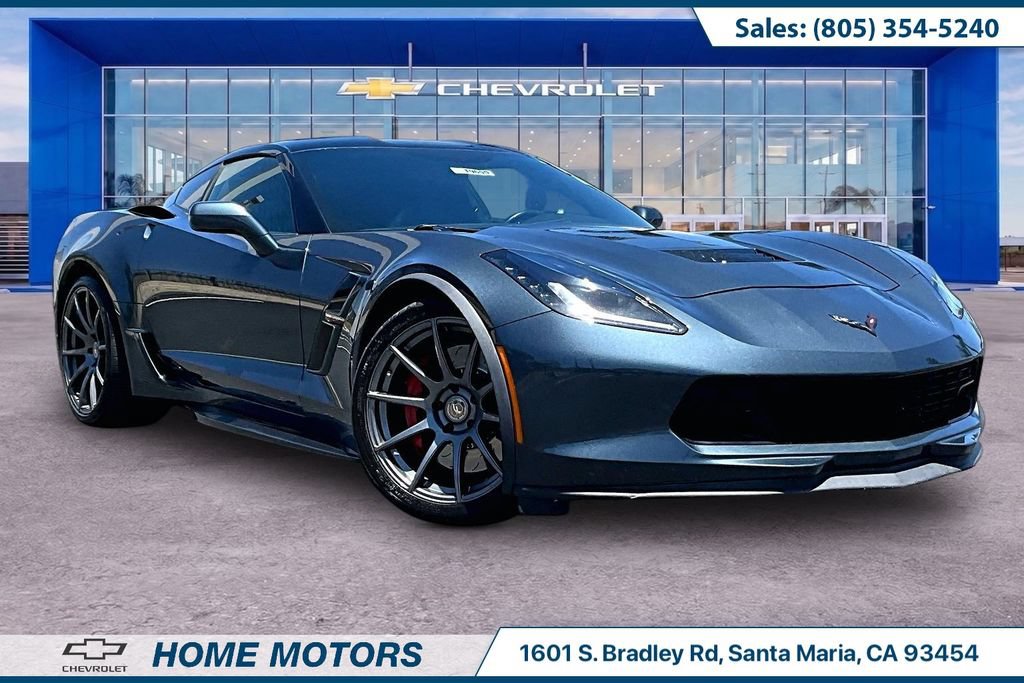Used 2019 Chevrolet Corvette Grand Sport w/ Carbon Flash Badge Package RWD image 1