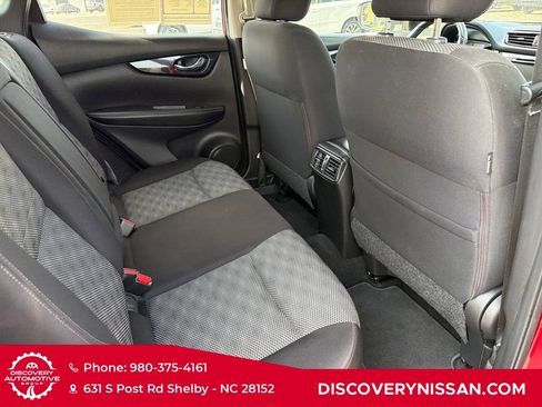 Certified 2019 Nissan Rogue Sport SV w/ Technology Package FWD image 41
