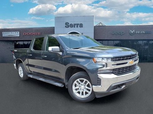 Used 2022 Chevrolet Silverado 1500 LT AWD/4WD image 1