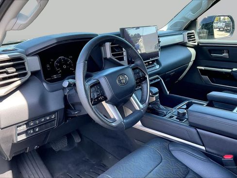 Used 2024 Toyota Tundra Limited AWD/4WD image 16