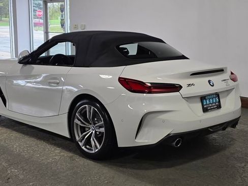 Used 2025 BMW Z4 sDrive30i image 8