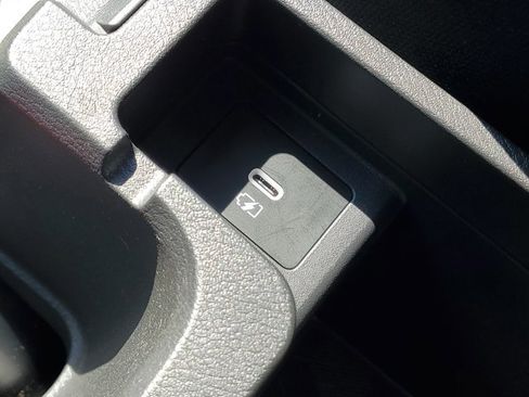 Certified 2023 Nissan Versa SV w/ Trunk Package image 17