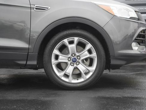 Used 2015 Ford Escape Titanium image 4