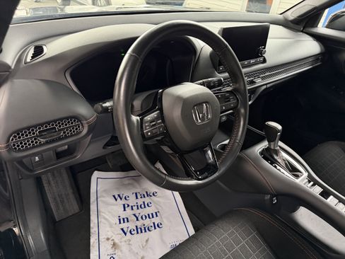 Used 2023 Honda HR-V Sport image 12