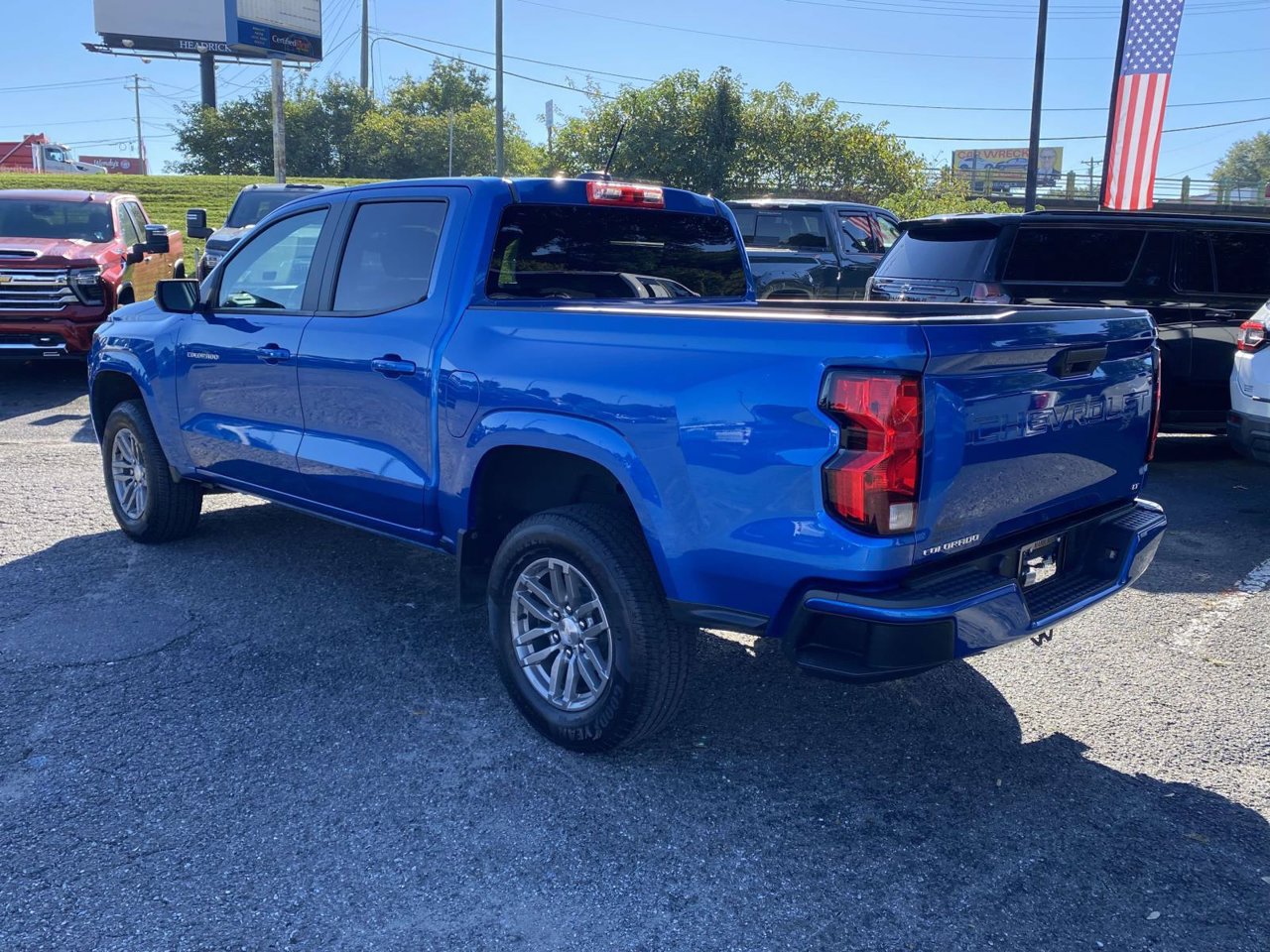 Used 2024 Chevrolet Colorado LT RWD image 6