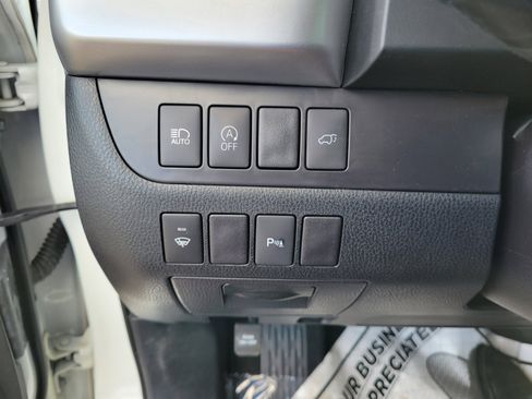 Used 2018 Toyota Highlander Limited w/ Protection Package #3 image 21