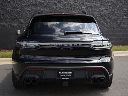 Certified 2026 Porsche Macan Turbo AWD/4WD image 6