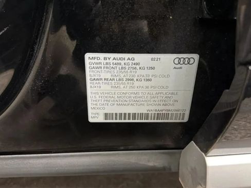 Used 2021 Audi Q5 2.0T Premium Plus w/ Premium Plus Package AWD/4WD image 24