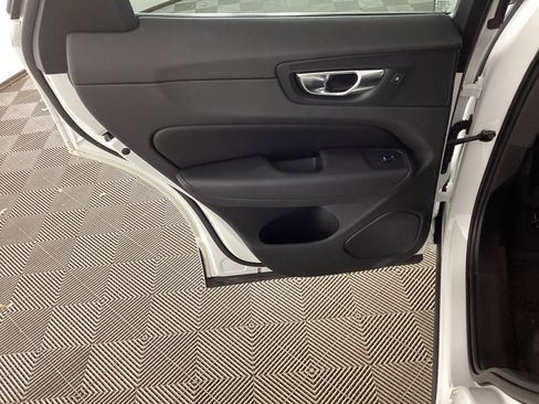 Used 2021 Volvo XC60 T8 Inscription Expression w/ Advanced Package image 14