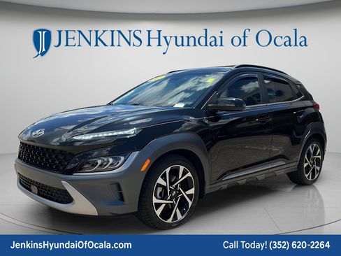 Certified 2022 Hyundai Kona Limited w/ Cargo Package FWD image 7