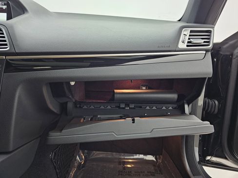 Used 2015 Mercedes-Benz E 400 4MATIC Coupe image 18