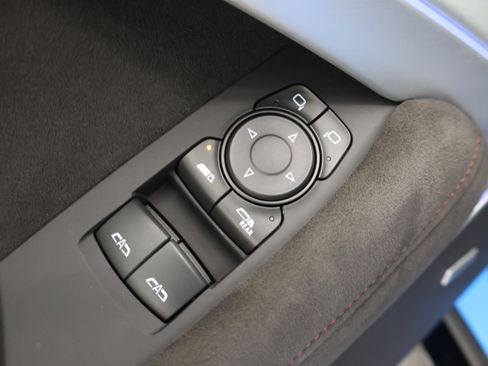 Used 2023 Chevrolet Camaro ZL1 image 36