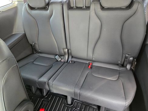 Used 2026 Kia Carnival SX Prestige FWD image 11