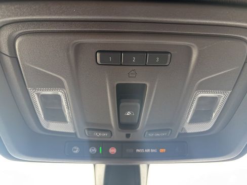 Used 2021 Chevrolet Silverado 1500 LTZ image 31