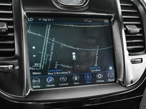 Used 2022 Chrysler 300 S image 20