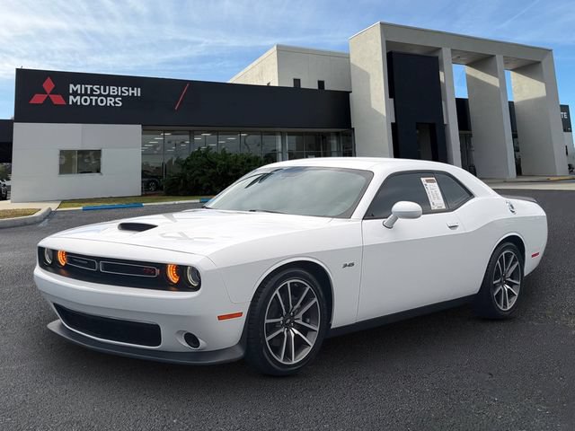Used 2023 Dodge Challenger R/T RWD image 1