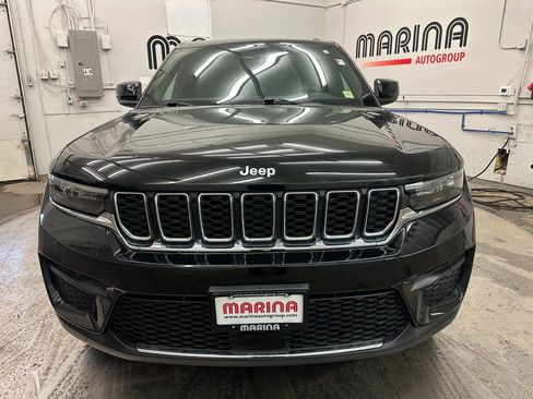 Used 2024 Jeep Grand Cherokee Laredo w/ Luxury Tech Group I image 10