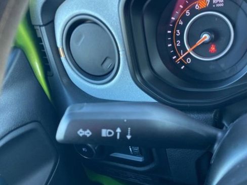 Used 2025 Jeep Wrangler Sport image 15