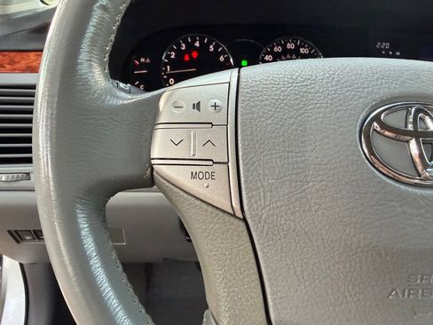 Used 2007 Toyota Avalon Limited FWD image 15