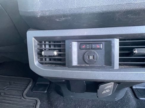 Used 2024 Ford F350 Lariat image 25