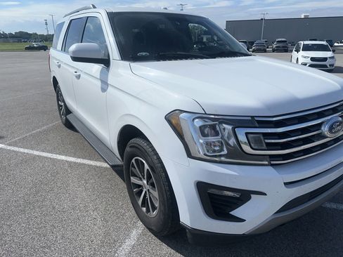 Used 2018 Ford Expedition XLT AWD/4WD image 4