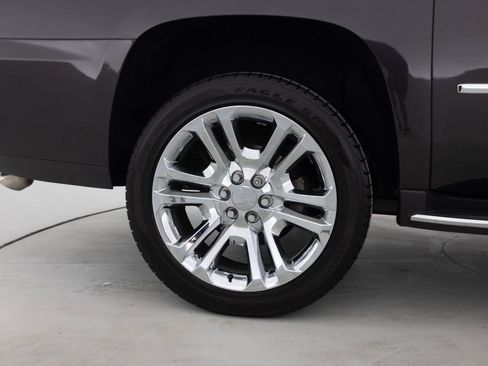 Used 2018 GMC Yukon XL SLT w/ Premium Edition AWD/4WD image 21