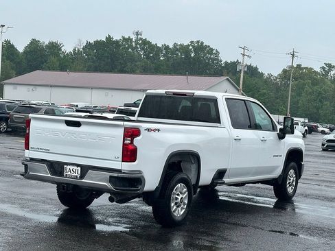 Used 2026 Chevrolet Silverado 2500 LT AWD/4WD image 11
