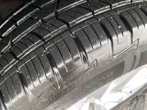 Certified 2020 Chevrolet Silverado 1500 Custom w/ Custom Value Package image 22