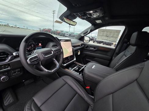New 2026 GMC Yukon XL Denali w/ Advanced Technology Package image 10